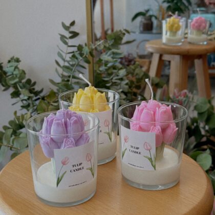 Blooming Tulip Candle