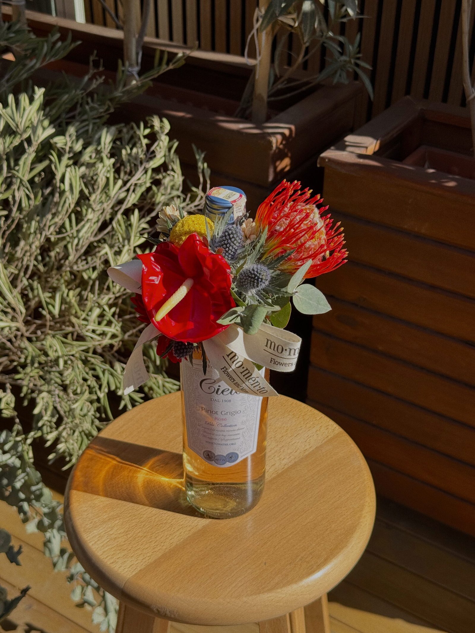 Celebration Time Şarap & Çiçek